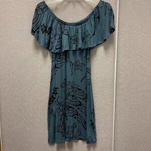 Wahine Toa Off the Shoulder Hawaiian Dress - Size Small